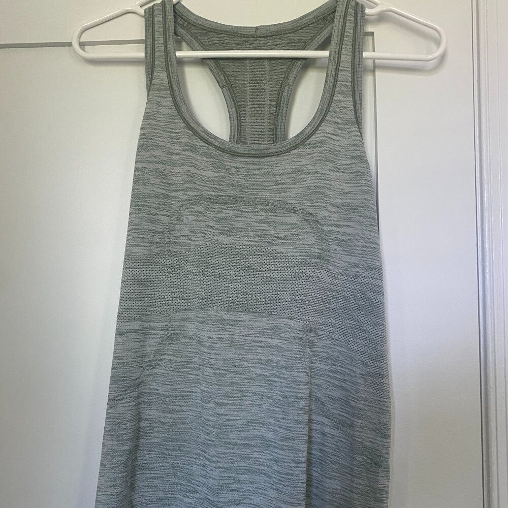 Lululemon Earn Your Shower Tank Top